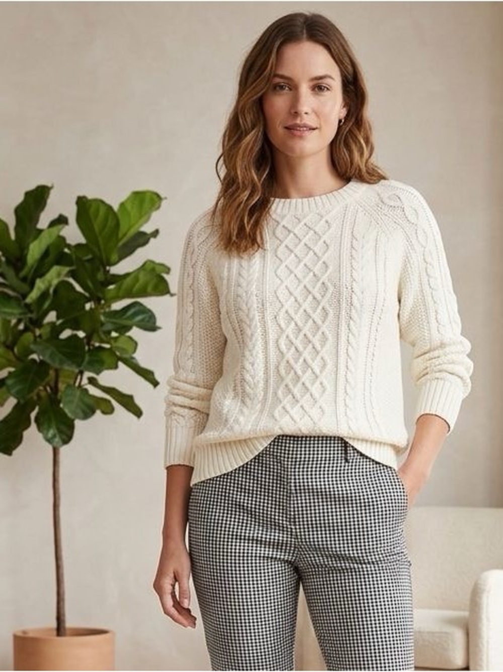 GAP Women's Cream Cable Knit Sweater